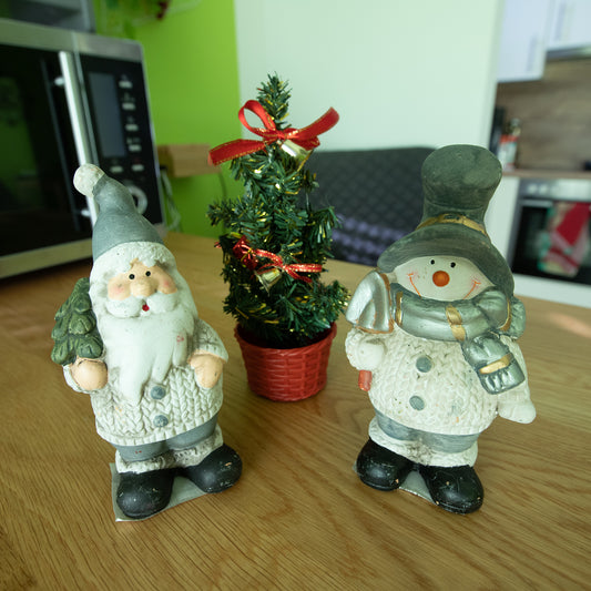 Deko-Figuren Weihnachtsmann und Schneemann 16 cm