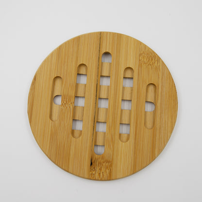 Topfuntersetzer aus Holz in Rund oder Quadratisch