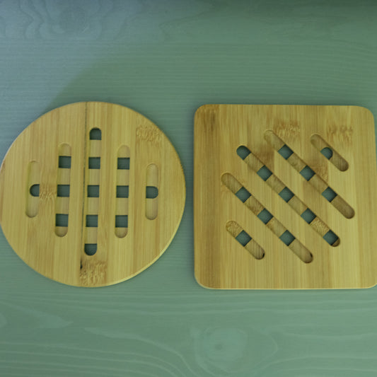 Topfuntersetzer aus Holz in Rund oder Quadratisch